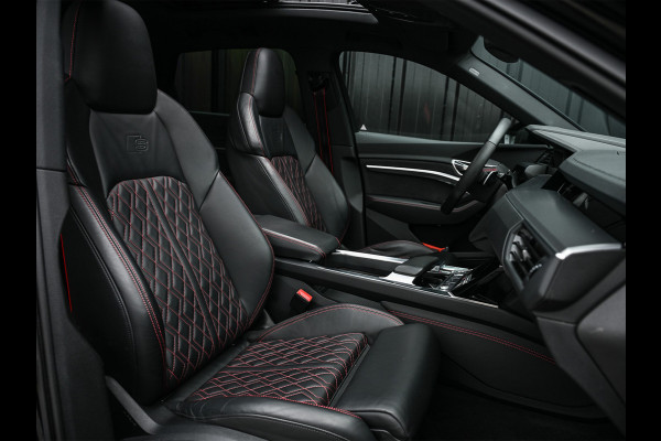 Audi Q8 e-tron 50 quattro S Edition 95 kWh · NL-auto · Panoramadak · RS-seats Memory seats · Leder · Adaptive cruise · Keyless · Stuurverwarmin