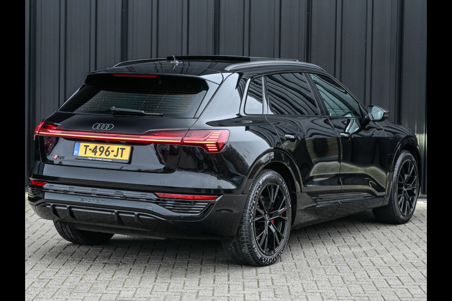 Audi Q8 e-tron 50 quattro S Edition 95 kWh · NL-auto · Panoramadak · RS-seats Memory seats · Leder · Adaptive cruise · Keyless · Stuurverwarmin