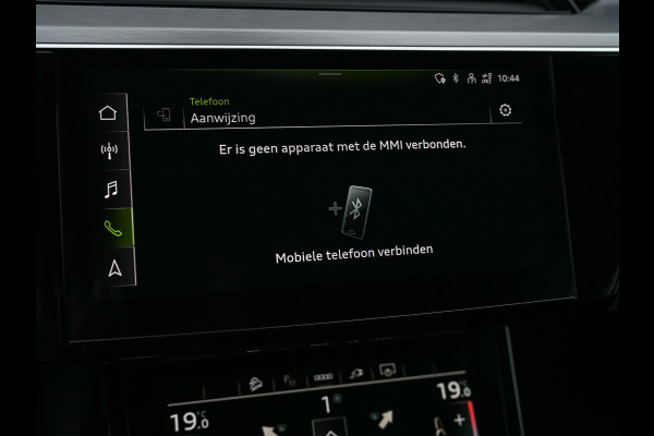 Audi Q8 e-tron 50 quattro S Edition 95 kWh · NL-auto · Panoramadak · RS-seats Memory seats · Leder · Adaptive cruise · Keyless · Stuurverwarmin