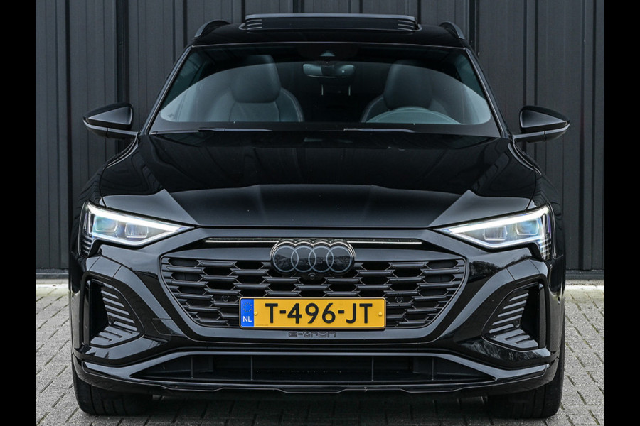 Audi Q8 e-tron 50 quattro S Edition 95 kWh · NL-auto · Panoramadak · RS-seats Memory seats · Leder · Adaptive cruise · Keyless · Stuurverwarmin