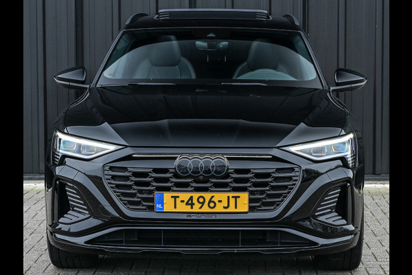 Audi Q8 e-tron 50 quattro S Edition 95 kWh · NL-auto · Panoramadak · RS-seats Memory seats · Leder · Adaptive cruise · Keyless · Stuurverwarmin
