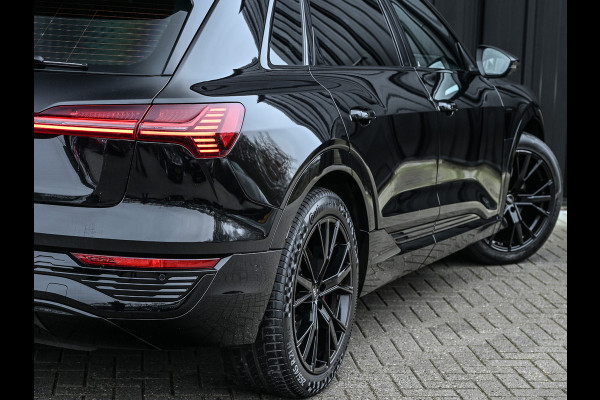 Audi Q8 e-tron 50 quattro S Edition 95 kWh · NL-auto · Panoramadak · RS-seats Memory seats · Leder · Adaptive cruise · Keyless · Stuurverwarmin