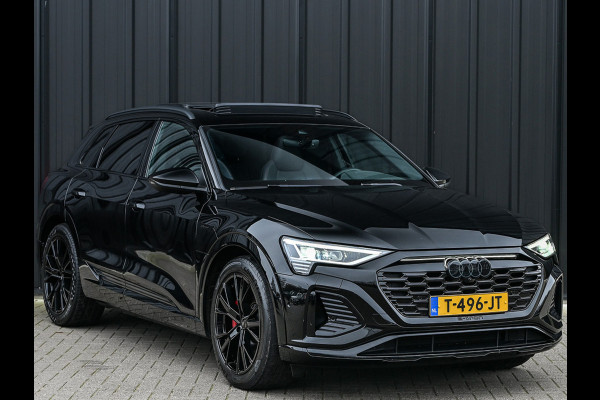 Audi Q8 e-tron 50 quattro S Edition 95 kWh · NL-auto · Panoramadak · RS-seats Memory seats · Leder · Adaptive cruise · Keyless · Stuurverwarmin