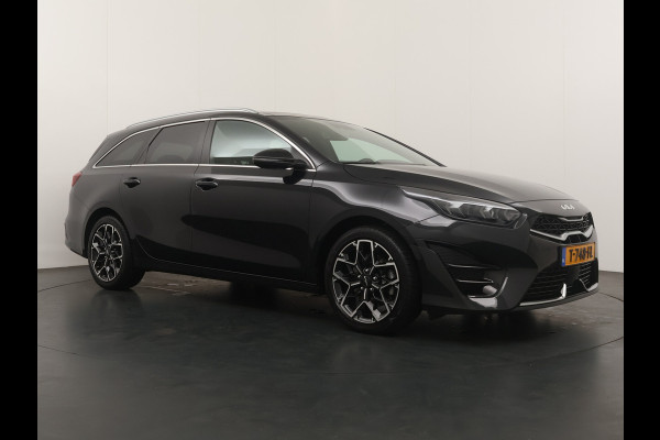 Kia Ceed Sportswagon Automaat 1.5 T-GDi GT-Line Automaat - Automatische achterklep - Schuif/Kantel dak - Apple Carplay/Android Auto - Adaptive cruise control - Keyless entry - Fabrieksgarantie t/m 30-06-2030