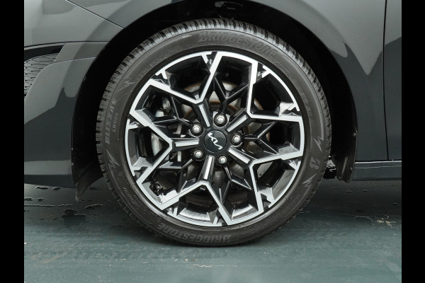 Kia Ceed Sportswagon Automaat 1.5 T-GDi GT-Line Automaat - Automatische achterklep - Schuif/Kantel dak - Apple Carplay/Android Auto - Adaptive cruise control - Keyless entry - Fabrieksgarantie t/m 30-06-2030