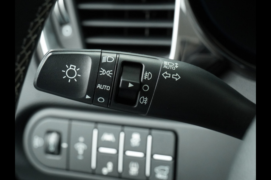 Kia Ceed Sportswagon Automaat 1.5 T-GDi GT-Line Automaat - Automatische achterklep - Schuif/Kantel dak - Apple Carplay/Android Auto - Adaptive cruise control - Keyless entry - Fabrieksgarantie t/m 30-06-2030