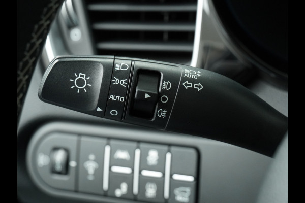 Kia Ceed Sportswagon Automaat 1.5 T-GDi GT-Line Automaat - Automatische achterklep - Schuif/Kantel dak - Apple Carplay/Android Auto - Adaptive cruise control - Keyless entry - Fabrieksgarantie t/m 30-06-2030