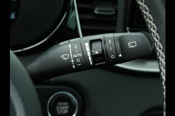 Kia Ceed Sportswagon Automaat 1.5 T-GDi GT-Line Automaat - Automatische achterklep - Schuif/Kantel dak - Apple Carplay/Android Auto - Adaptive cruise control - Keyless entry - Fabrieksgarantie t/m 30-06-2030