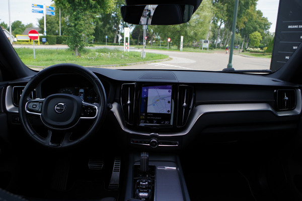 Volvo XC60 2.0 T8 406 PK AWD Polestar Engineered PHEV, Panoramadak, Adap. Cruise Control, 360 Camera