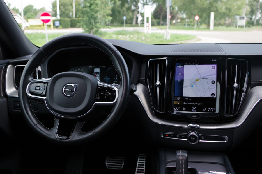 Volvo XC60 2.0 T8 406 PK AWD Polestar Engineered PHEV, Panoramadak, Adap. Cruise Control, 360 Camera