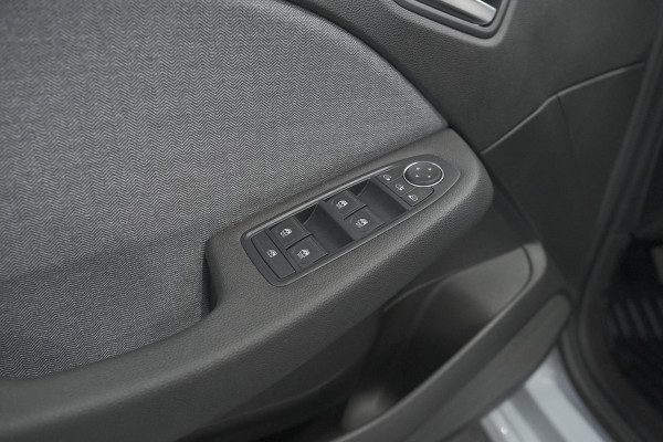 Renault Clio 1.0 TCe 90 GPF techno | 360 Camera | Adaptieve Cruise Control | 9.3 Inch Groot Scherm