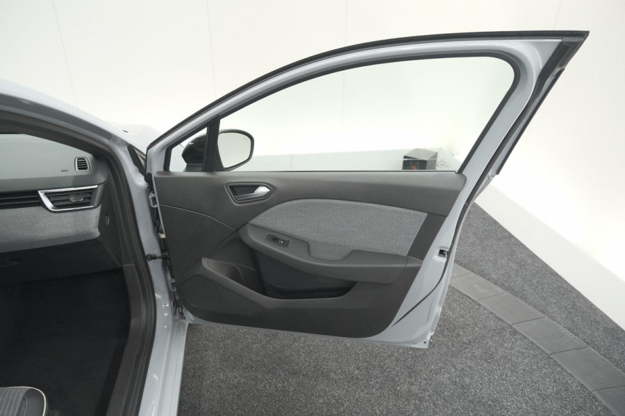 Renault Clio 1.0 TCe 90 GPF techno | 360 Camera | Adaptieve Cruise Control | 9.3 Inch Groot Scherm