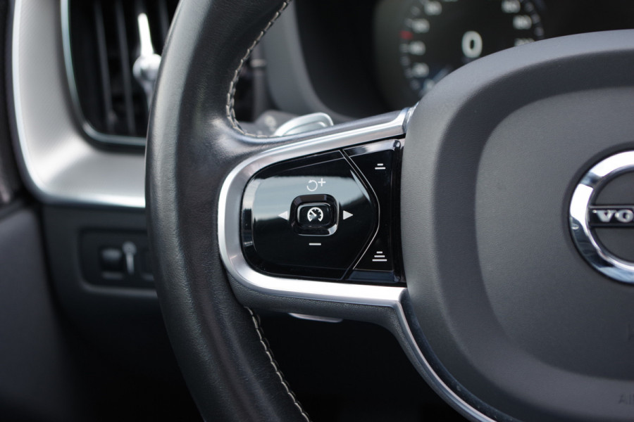 Volvo XC60 2.0 T8 406 PK AWD Polestar Engineered PHEV, Panoramadak, Adap. Cruise Control, 360 Camera