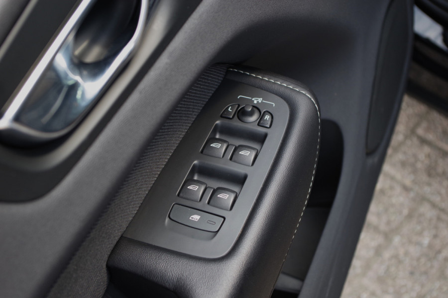 Volvo XC60 2.0 T8 406 PK AWD Polestar Engineered PHEV, Panoramadak, Adap. Cruise Control, 360 Camera