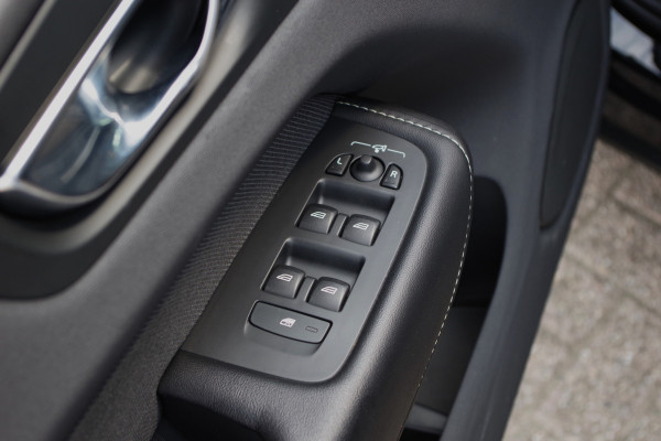 Volvo XC60 2.0 T8 406 PK AWD Polestar Engineered PHEV, Panoramadak, Adap. Cruise Control, 360 Camera