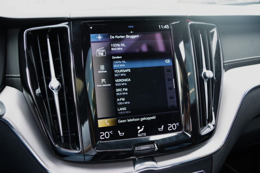 Volvo XC60 2.0 T8 406 PK AWD Polestar Engineered PHEV, Panoramadak, Adap. Cruise Control, 360 Camera