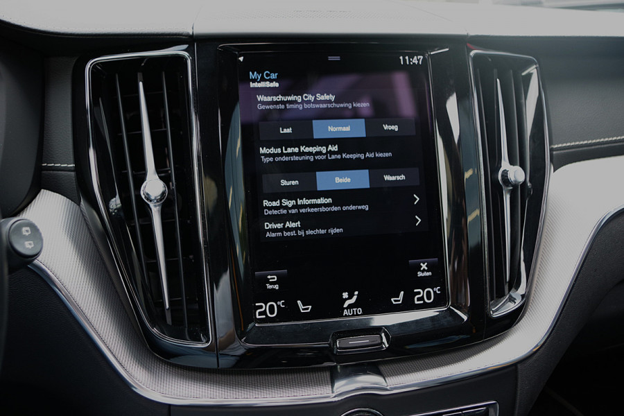 Volvo XC60 2.0 T8 406 PK AWD Polestar Engineered PHEV, Panoramadak, Adap. Cruise Control, 360 Camera