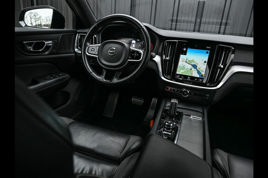 Volvo S60 2.0 B4 R-Design · NL-auto · Adaptive cruise · Stuur- en stoelverwarming · Achterbank verwarmd · Harman/Kardon · Memory seats · K