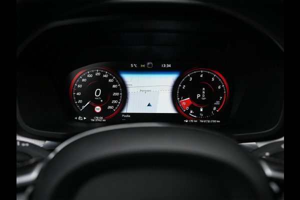 Volvo S60 2.0 B4 R-Design · NL-auto · Adaptive cruise · Stuur- en stoelverwarming · Achterbank verwarmd · Harman/Kardon · Memory seats · K