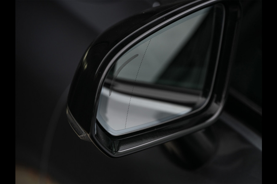 Volvo S60 2.0 B4 R-Design · NL-auto · Adaptive cruise · Stuur- en stoelverwarming · Achterbank verwarmd · Harman/Kardon · Memory seats · K