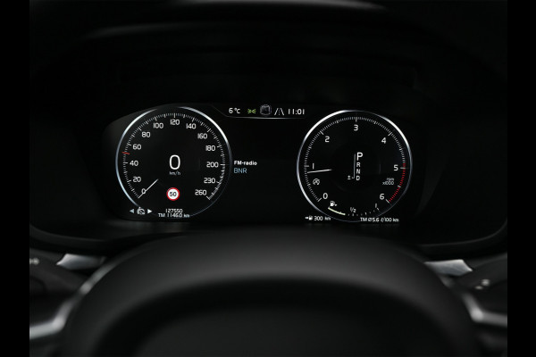 Volvo V60 2.0 D3 · NL-auto · Automaat · Parkeersensoren voor en achter · Cruise control · Led · Virtual cockpit