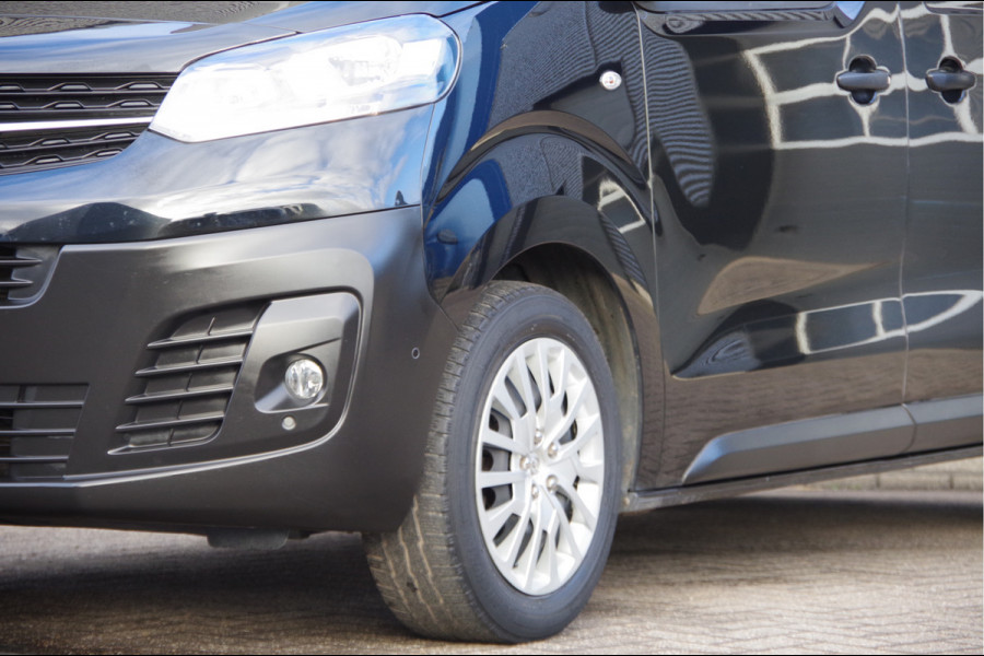 Opel Vivaro 2.0 CDTI L2 145PK AUT. 2X SCHUIFDEUR, TREKHAAK, CAMERA, NAVI, CRUISE, AIRCO, PARKEERSENSOREN, NL AUTO, NAP