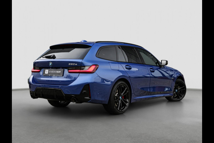 BMW 3 Serie Touring 330e | M-Sport Pro | 2 jaar garantie | Pano | Black Edition | LCI | ACC | Sfeerverlichting | Driving Assistant