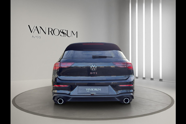 Volkswagen Golf 2.0 TSI GTI | Panorama | Head Up | 19" Velg | Sfeer | IQ Light | Harman-Kardon | ACC |