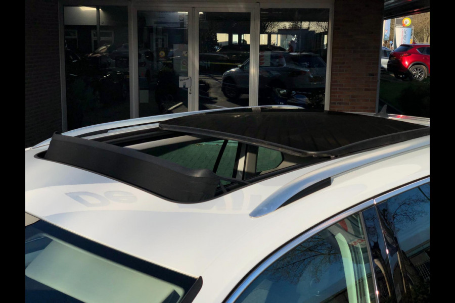 Volkswagen Tiguan 1.5 TSI Comfortline Business | Navi, ACC, Pano, Carplay/Android, Clima, Trekhaak | Dealeronderhouden | NAP |