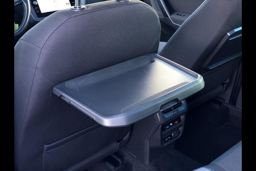 Volkswagen Tiguan 1.5 TSI Comfortline Business | Navi, ACC, Pano, Carplay/Android, Clima, Trekhaak | Dealeronderhouden | NAP |