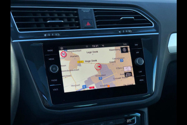 Volkswagen Tiguan 1.5 TSI Comfortline Business | Navi, ACC, Pano, Carplay/Android, Clima, Trekhaak | Dealeronderhouden | NAP |