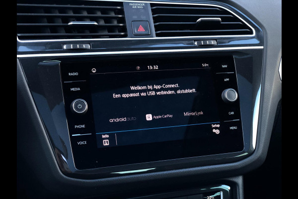 Volkswagen Tiguan 1.5 TSI Comfortline Business | Navi, ACC, Pano, Carplay/Android, Clima, Trekhaak | Dealeronderhouden | NAP |