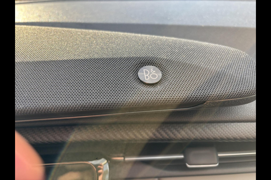 Ford Explorer Premium Extended Range RWD 77 kWh 286pk | Driver Assistance Pack | 21 inch Licht metalen Velgen