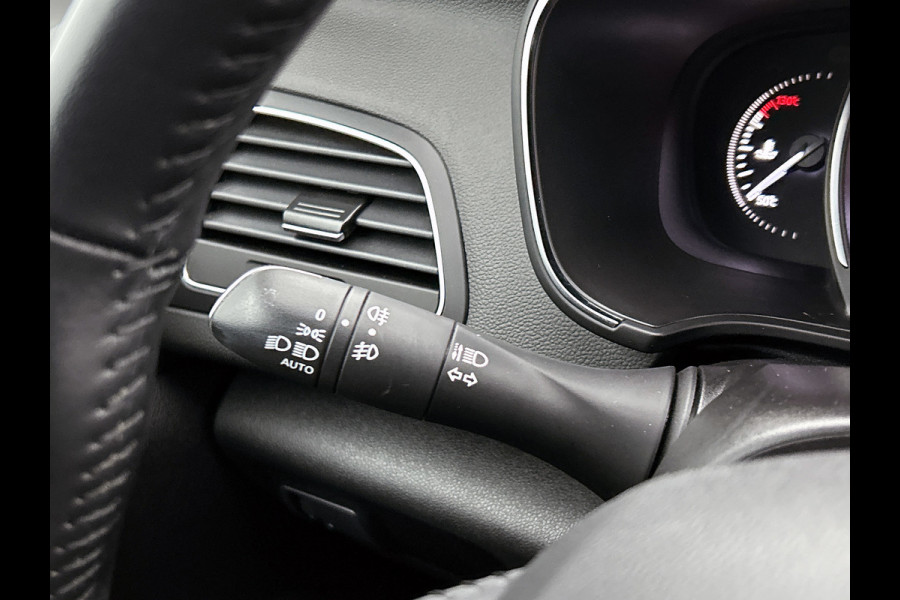 Renault Mégane Estate 1.3 TCe Limited(Goed OnderH, Navi, Camera, StoelV, Parkeersensoren V+A, Etc)