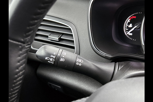 Renault Mégane Estate 1.3 TCe Limited(Goed OnderH, Navi, Camera, StoelV, Parkeersensoren V+A, Etc)