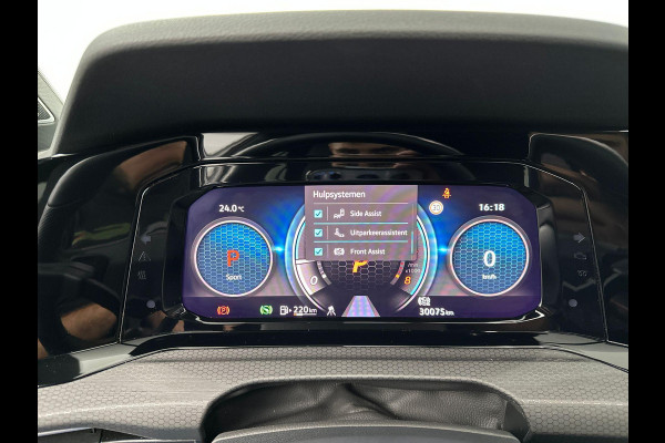 Volkswagen Golf 2.0 TSI GTI | Panorama | Head Up | 19" Velg | Sfeer | IQ Light | Harman-Kardon | ACC |