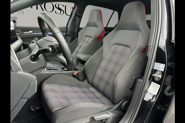 Volkswagen Golf 2.0 TSI GTI | Panorama | Head Up | 19" Velg | Sfeer | IQ Light | Harman-Kardon | ACC |