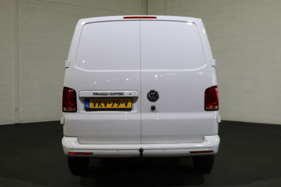 Volkswagen Transporter 2.0 TDI 150pk L2 H1 Automaat Airco Camera Trekhaak