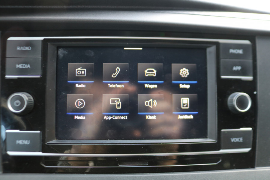 Volkswagen Transporter 2.0 TDI 150pk L2 H1 Automaat Airco Camera Trekhaak