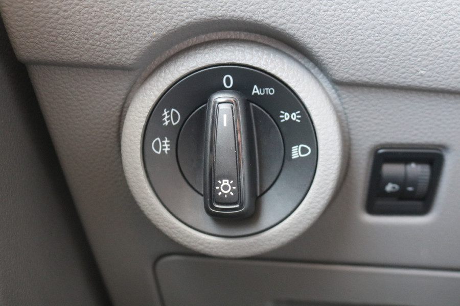 Volkswagen Transporter 2.0 TDI 150pk L2 H1 Automaat Airco Camera Trekhaak