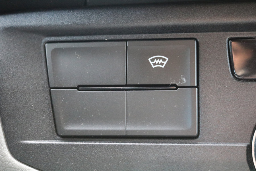 Volkswagen Transporter 2.0 TDI 150pk L2 H1 Automaat Airco Camera Trekhaak
