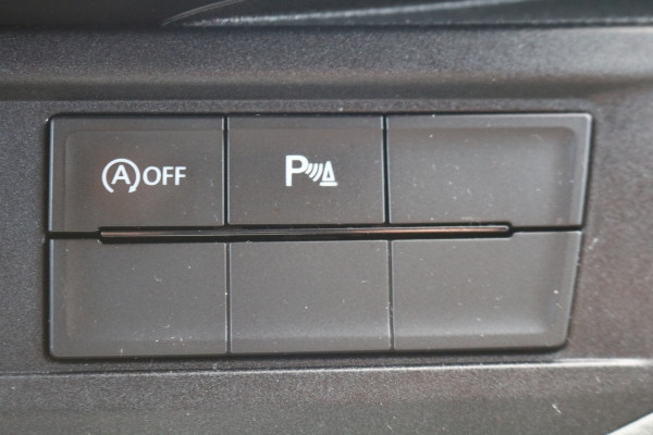 Volkswagen Transporter 2.0 TDI 150pk L2 H1 Automaat Airco Camera Trekhaak