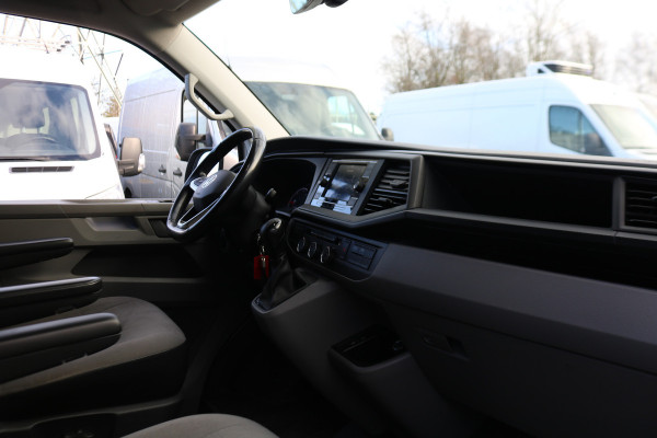 Volkswagen Transporter 2.0 TDI 150pk L2 H1 Automaat Airco Camera Trekhaak