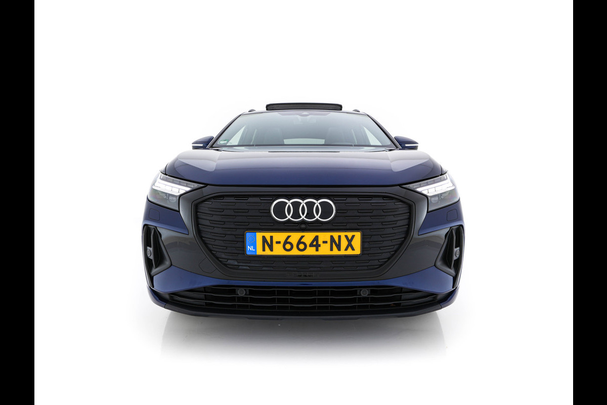 Audi Q4 e-tron 40 S-Line Competition Launch edition 77 kWh [ 3-Fase ] {SOH-87%} (INCL-BTW) *HEAT-PUMP | PANO | LEATHER-FABRIC | MATRIX-LED | ADAPTIVE-CRUISE | HEATED-SPORTSEATS | AMBIENT-LIGHT | DIGI-COCKPIT | CAMERA | KEYLESS | NAVI-FULLMAP | ...