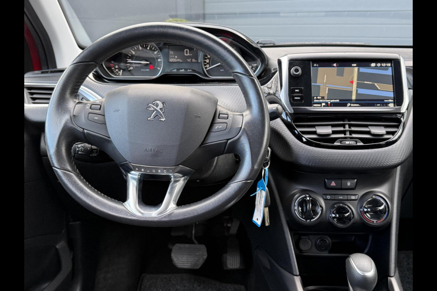 Peugeot 2008 1.2 PureTech Blue Lion Automaat,110pk,Trekhaak,Dealer Onderhouden,Navi,Airco,Cruise,Pdc,N.A.P,Bj 12-2017,Distributie vv 2023,Apk tot 06-2026