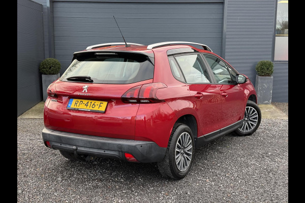 Peugeot 2008 1.2 PureTech Blue Lion Automaat,110pk,Trekhaak,Dealer Onderhouden,Navi,Airco,Cruise,Pdc,N.A.P,Bj 12-2017,Distributie vv 2023,Apk tot 06-2026