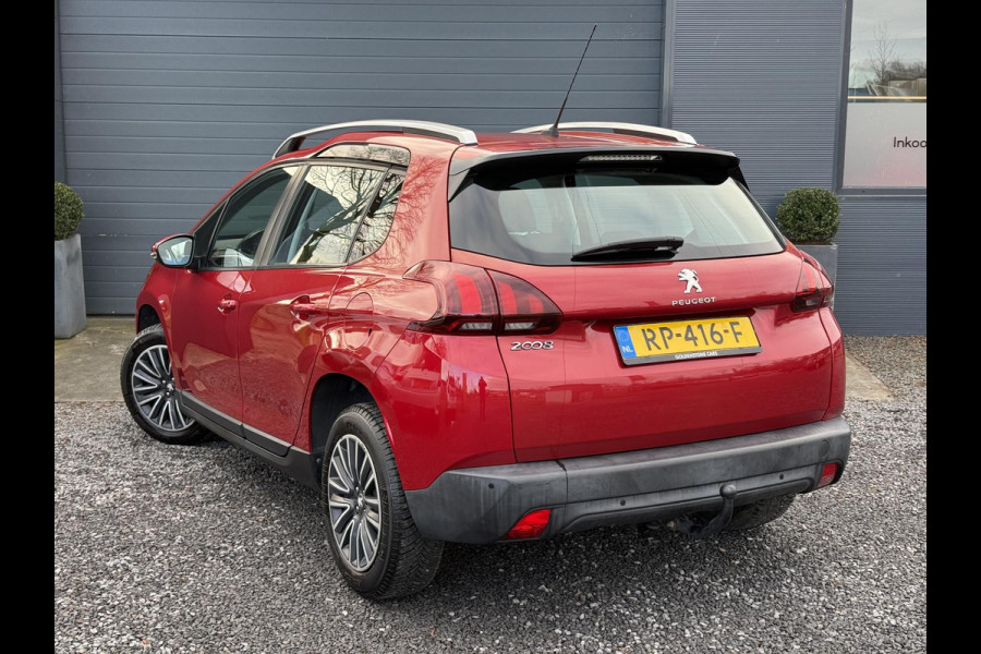 Peugeot 2008 1.2 PureTech Blue Lion Automaat,110pk,Trekhaak,Dealer Onderhouden,Navi,Airco,Cruise,Pdc,N.A.P,Bj 12-2017,Distributie vv 2023,Apk tot 06-2026