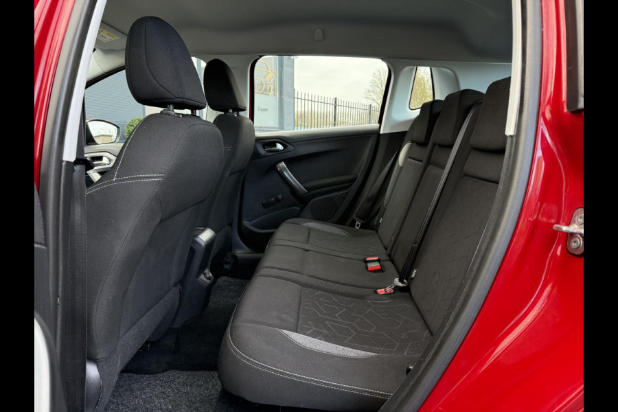 Peugeot 2008 1.2 PureTech Blue Lion Automaat,110pk,Trekhaak,Dealer Onderhouden,Navi,Airco,Cruise,Pdc,N.A.P,Bj 12-2017,Distributie vv 2023,Apk tot 06-2026