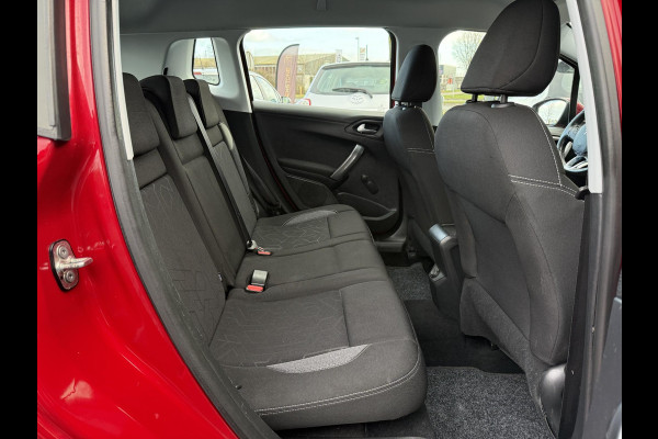 Peugeot 2008 1.2 PureTech Blue Lion Automaat,110pk,Trekhaak,Dealer Onderhouden,Navi,Airco,Cruise,Pdc,N.A.P,Bj 12-2017,Distributie vv 2023,Apk tot 06-2026