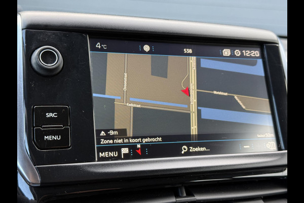 Peugeot 2008 1.2 PureTech Blue Lion Automaat,110pk,Trekhaak,Dealer Onderhouden,Navi,Airco,Cruise,Pdc,N.A.P,Bj 12-2017,Distributie vv 2023,Apk tot 06-2026